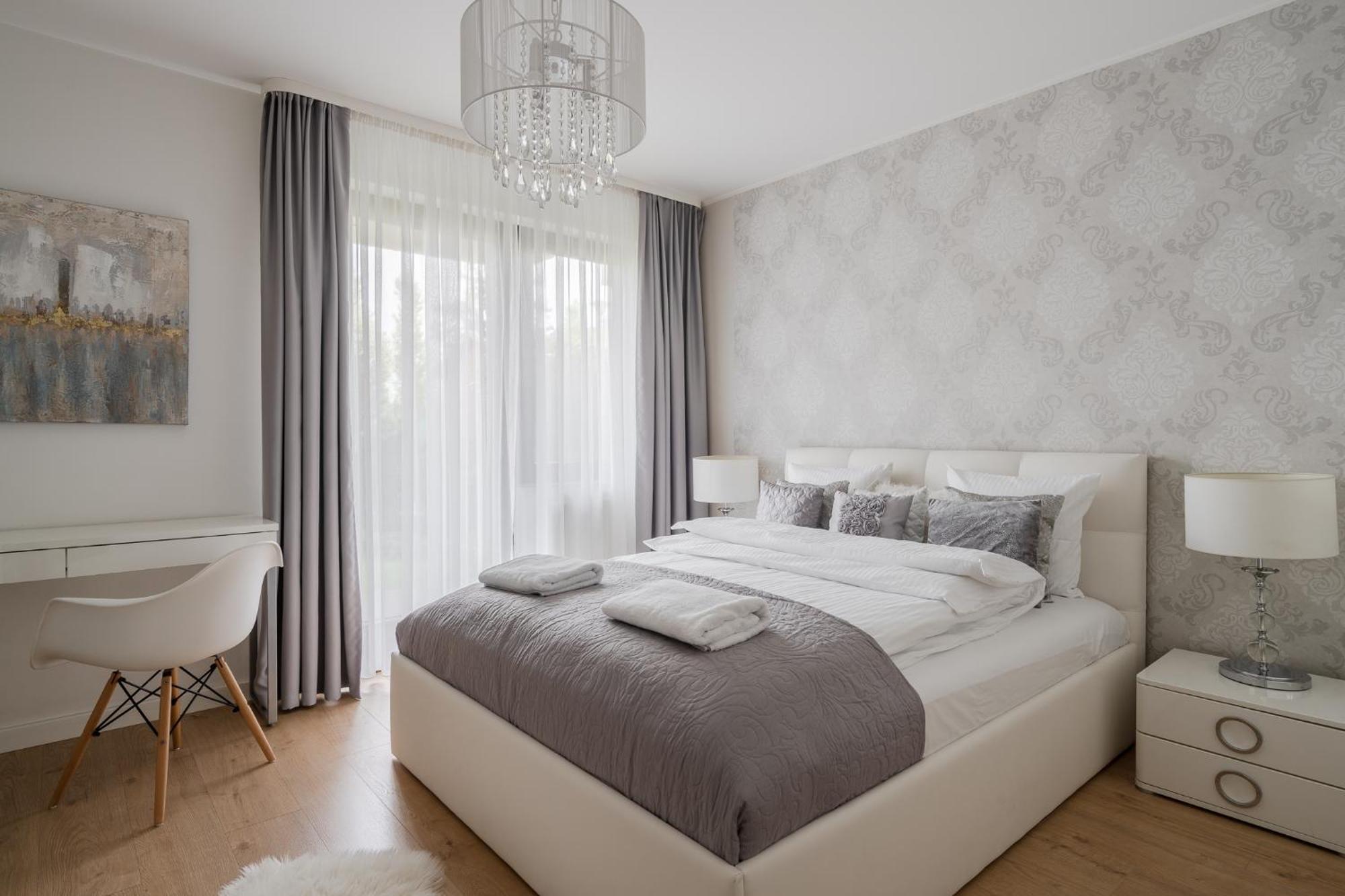 Appartement Rentplanet - Apartament Partynice à Wrocław Extérieur photo