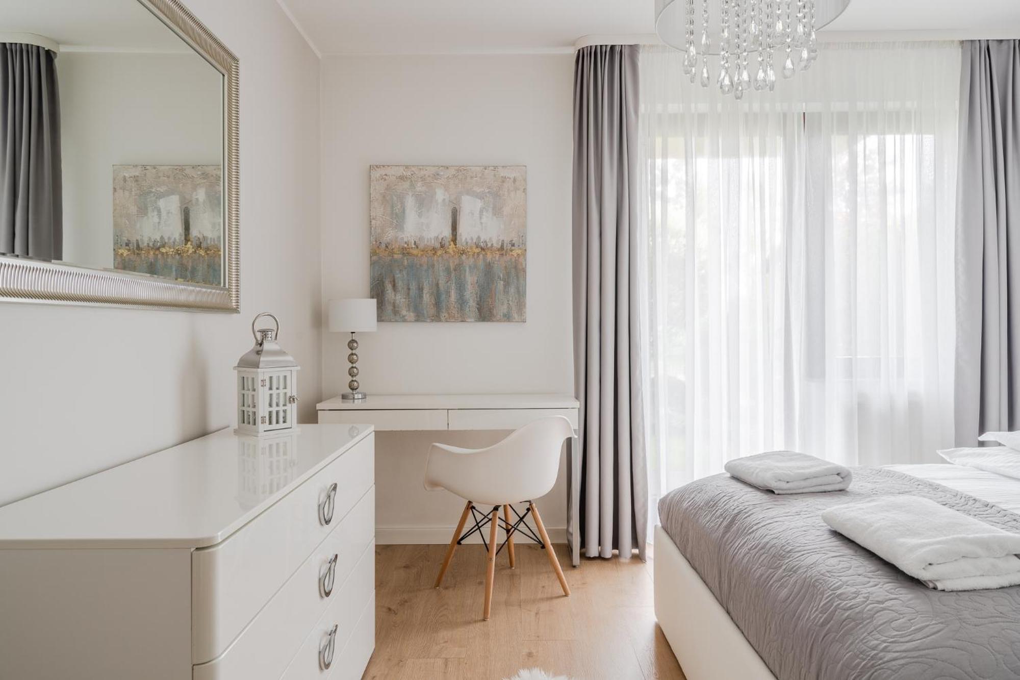 Appartement Rentplanet - Apartament Partynice à Wrocław Extérieur photo
